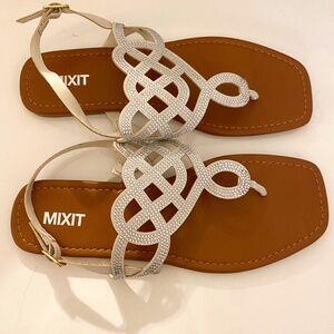 Mixit Womens Olwen Adjustable Strap Flat Sandals Rhinestones size 8